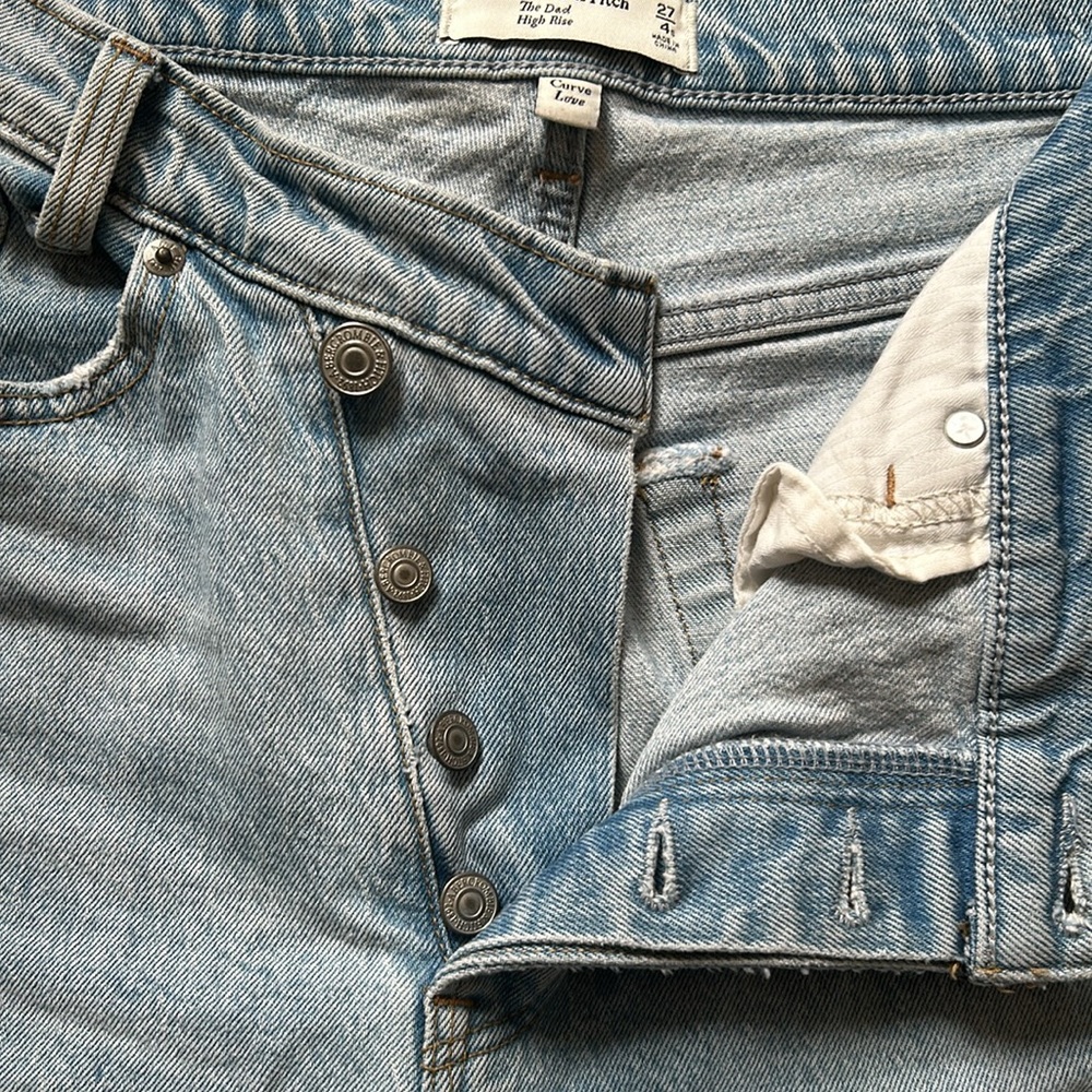 A&F Jeans - Picture 3 of 4